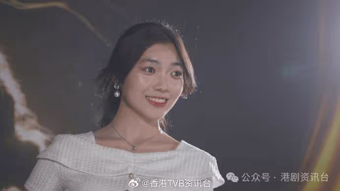 香港小姐2024丨1號陳紫佟媽媽曾選港姐
