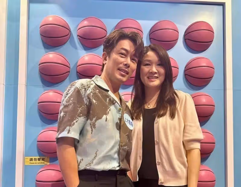 突發!55歲TVB男星出軌遭女友發現,拍多段親密視頻,經常吃壯陽藥補身體