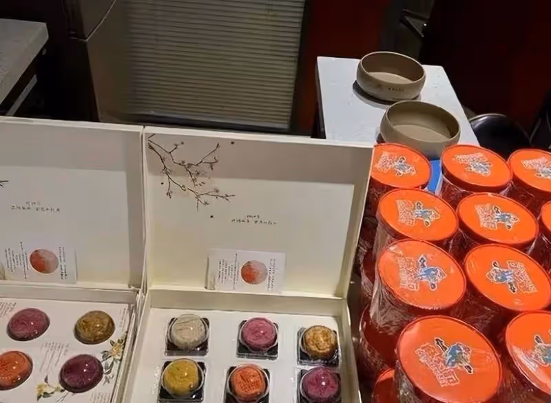 汪小菲中秋節送禮,其背後律師團隊浮出水面,怪不得汪家這麼自信