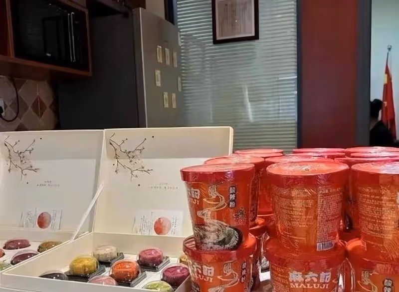 汪小菲中秋節送禮,其背後律師團隊浮出水面,怪不得汪家這麼自信