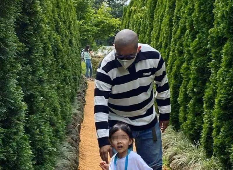 張蘭直播時就孩子撫養權問題再次表態,汪家以後或不再與大S搶孩子?