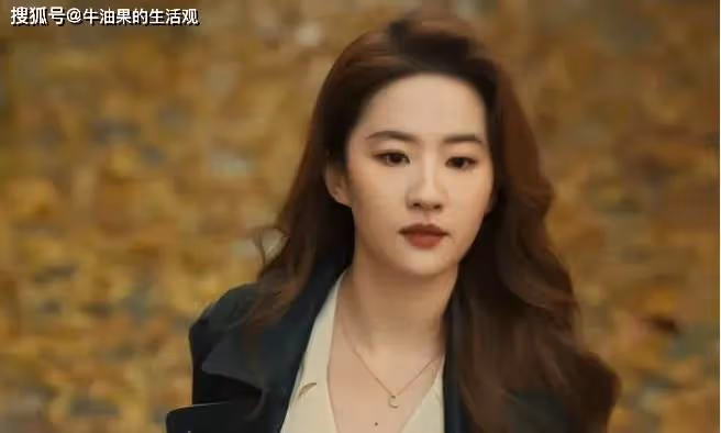 插足黃曉明的婚姻?葉珂開直播高情商回應,一句話圈粉無數