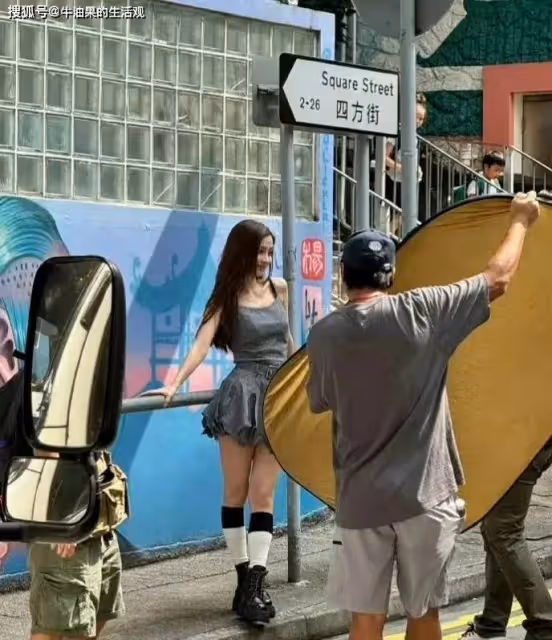 插足黃曉明的婚姻？葉珂開直播高情商回應，一句話圈粉無數