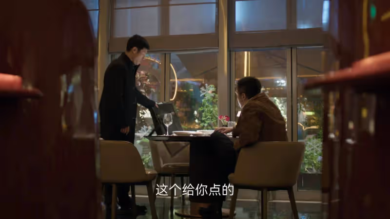 《凡人歌》:直到那雋回頭找李曉悅,才明白謝美藍不給沈磊機會