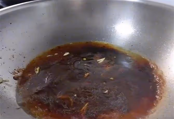 這樣做的豆腐最好吃,壓碎了拌飯,特別下飯,學會了就是拿手菜