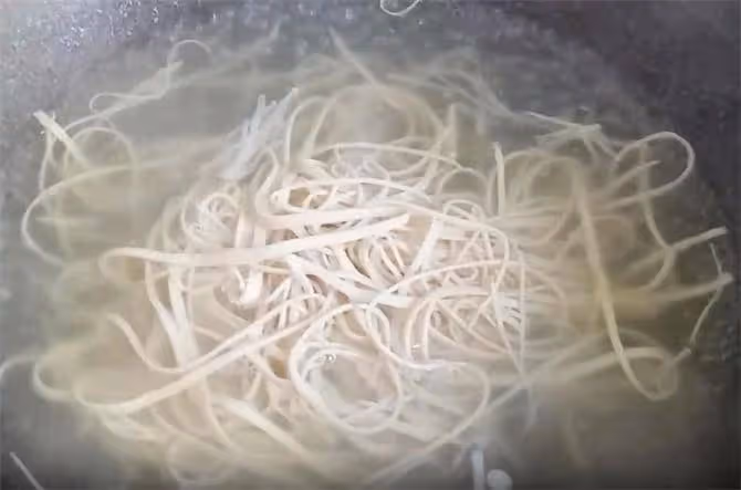 教你調製正宗的撈汁什錦,詳細告訴你用料和比例,看一遍就能學會