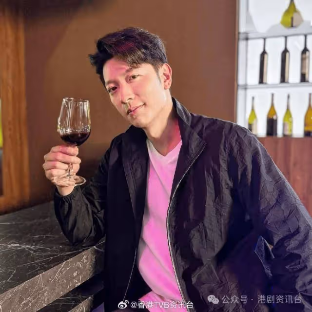 40歲前港男「國民女婿」中年發福?面腫走樣重回TVB娘家開工