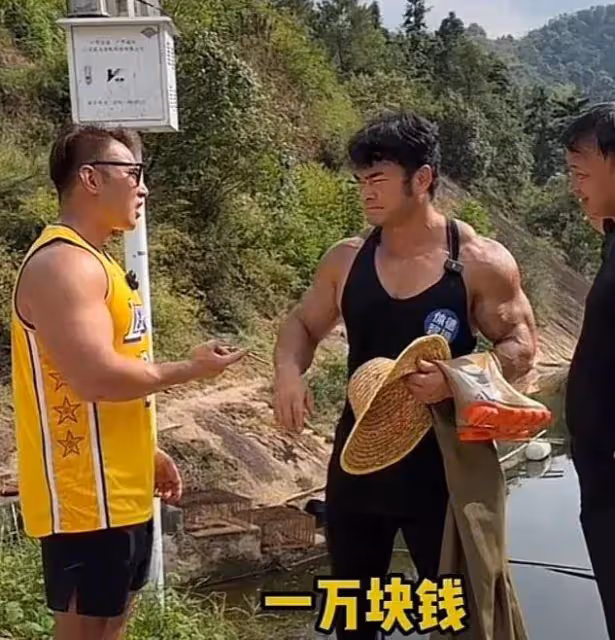 笑不活了!華哥入股1萬包魚塘抓魚結果顆粒無收,粉絲做法扎心了