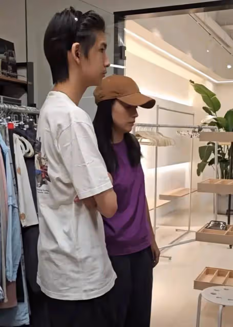 董潔攜子上班,15歲身高1米8,可惜不像爸媽,眉眼深邃和年輕的梁朝偉如出一轍