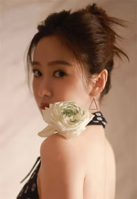 專訪劉美含|從小魔仙到外賣員,這次她又變身了!