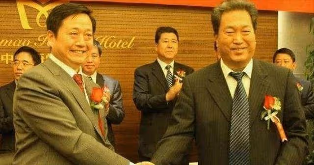 昔日河北首富:坐擁千億家產,家中27個保姆,最後帶兒子一起自首