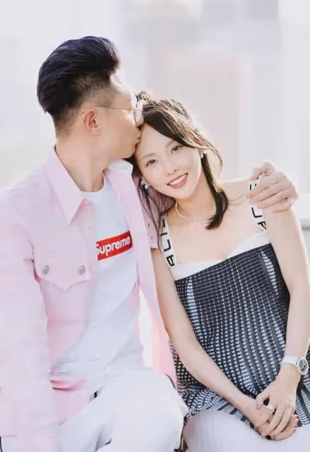 這一次,36歲靠美貌翻身的張嘉倪,徹底撕開了前任買超的尷尬處境