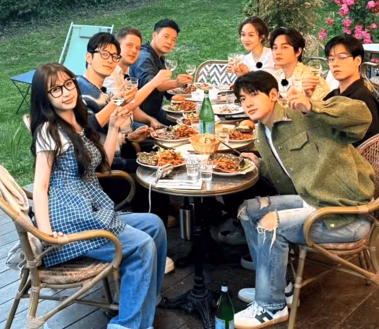 曝姜妍已結婚4年!丈夫真容曝光,北京某銀行行長,媒人是宋丹丹