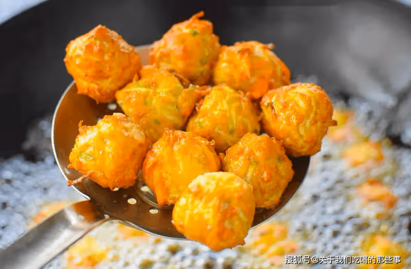 炸蘿蔔丸子,別只會加雞蛋和麵粉!記得多加3樣,丸子酥脆不硬
