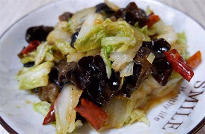 醋溜白菜想要好吃,每一步都很重要,白菜脆嫩,酸爽開胃,真下飯