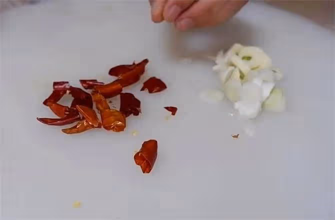 醋溜白菜想要好吃,每一步都很重要,白菜脆嫩,酸爽開胃,真下飯