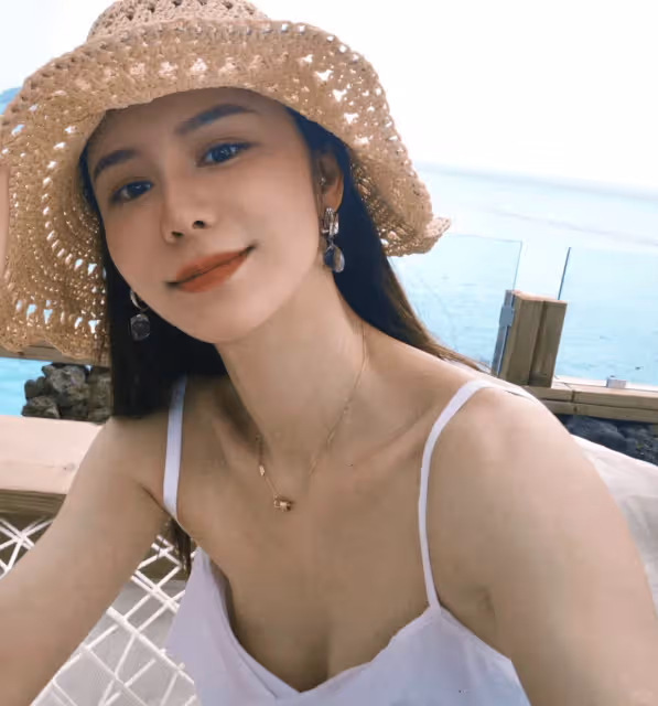 TVB前小生老婆社交平台大曬性感美照,卻被網民指太醜,又學吳千語