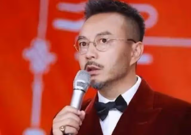 汪涵現身節目錄製現場,網友感慨他怎麼突然老了這麼多?