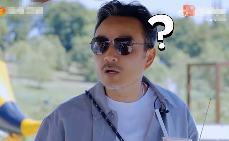 汪涵現身綜藝《花兒綻放》,網友:感覺突然老了