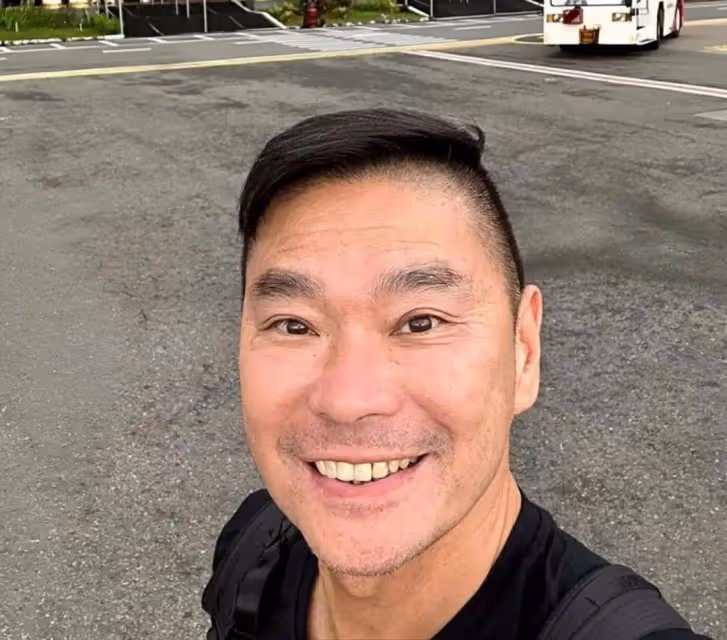 恭喜!抗癌成功!香港知名男星家族有癌症史,和同性愛人結婚六年