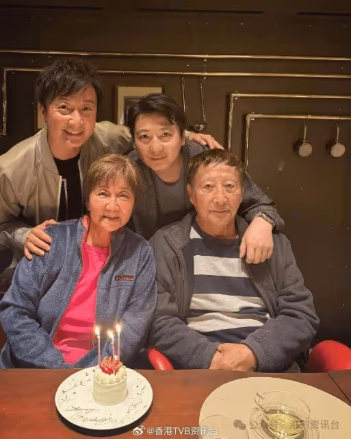 44歲方力申坦言未婚令媽媽不滿!小方罕有談現任女友生活點滴