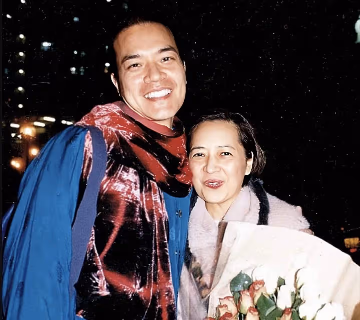香港知名男星惹自殺疑雲,發恐怖文字嚇壞網友,兩度患癌剃度出家