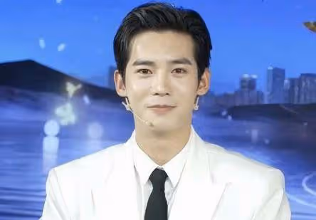 一場央視中秋晚會，演出陣容大換血，娛樂圈離春天不遠了