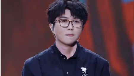 一場央視中秋晚會，演出陣容大換血，娛樂圈離春天不遠了