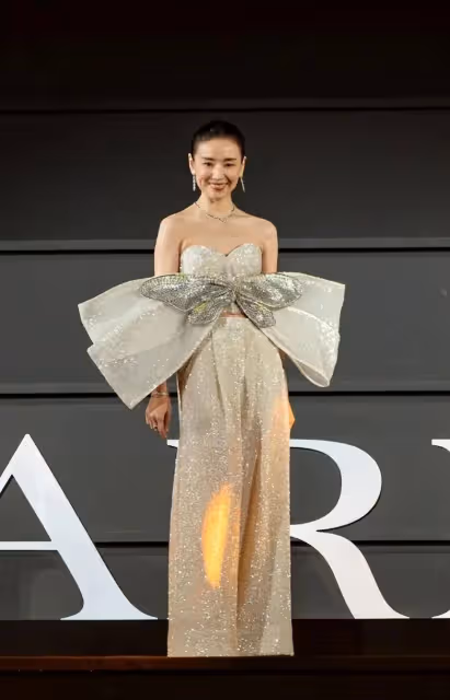 上海這一夜,被「又矮又老」的董潔驚艷,不站C位卻艷壓熱巴金晨