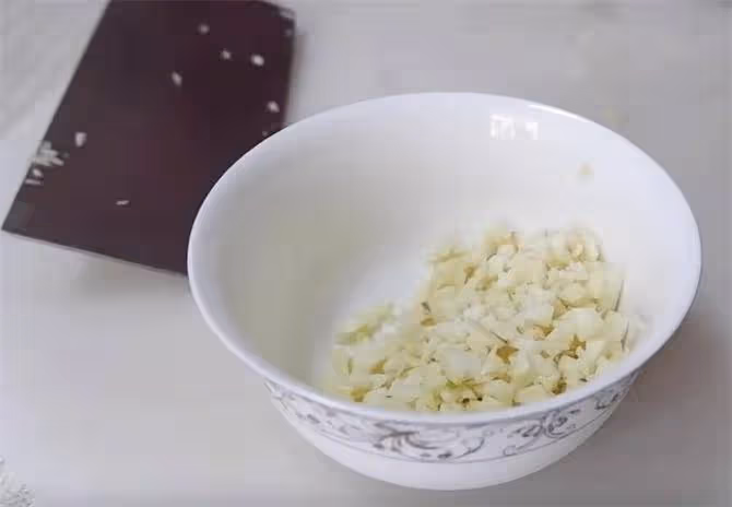 家常絲瓜做法,學會了讓你愛上吃絲瓜,蒜香濃郁,好吃下飯