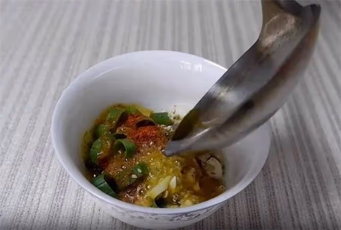 這才是鮮蘑最好吃的做法，簡單一拌，鮮香辣酸，好吃下飯真不錯