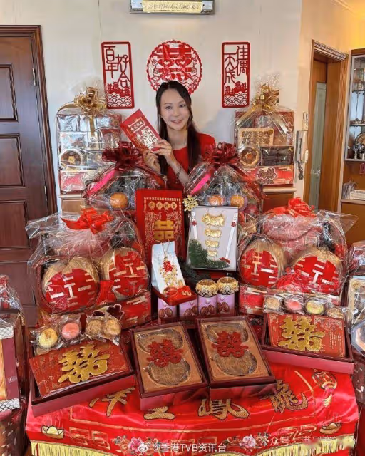 前TVB新聞主播麥詩敏過大禮!流星錘龍鳳鈪豬仔金牌好搶鏡