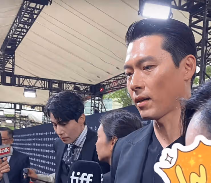 玄彬李棟旭現身多倫多電影節,李東旭皮膚很好,玄彬已婚感好強