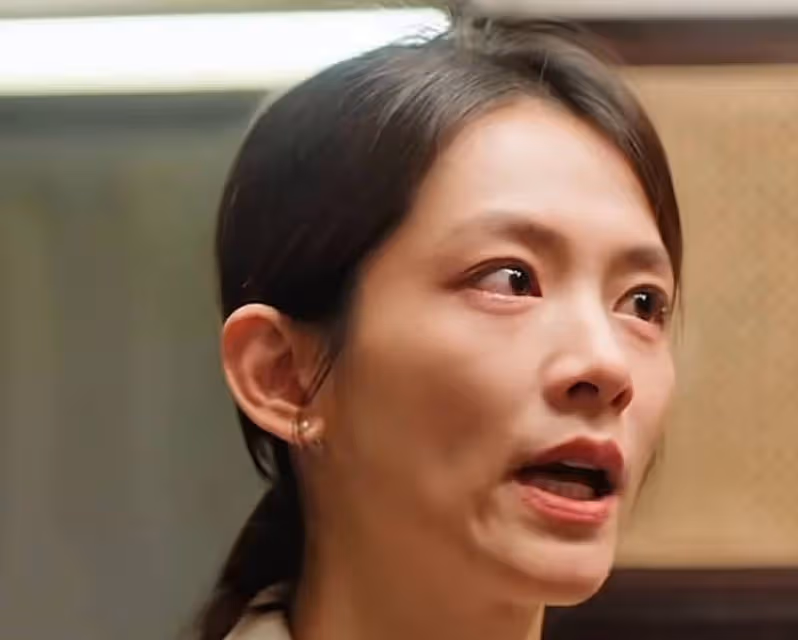 《迎風的青春》《凡人歌》各看4集,一個真煩,一個看上癮