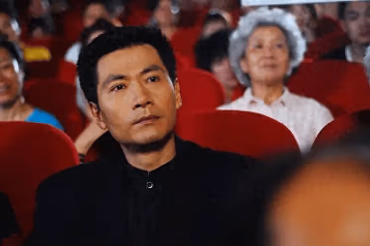 出道36年不溫不火,妻子卻靠一首歌吃了35年,如今成春晚常客