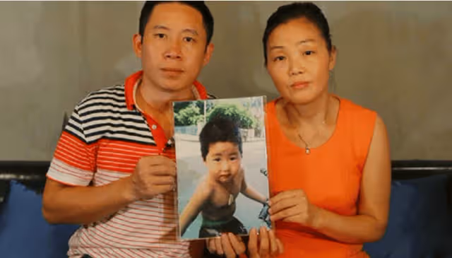 孫海洋上熱搜長達3個月,賺錢的同時攤上事,女兒孫悅學識遭質疑