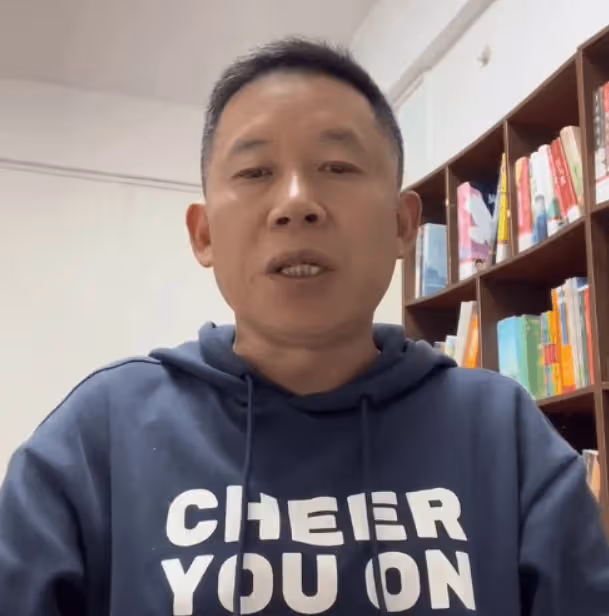 孫海洋上熱搜長達3個月,賺錢的同時攤上事,女兒孫悅學識遭質疑