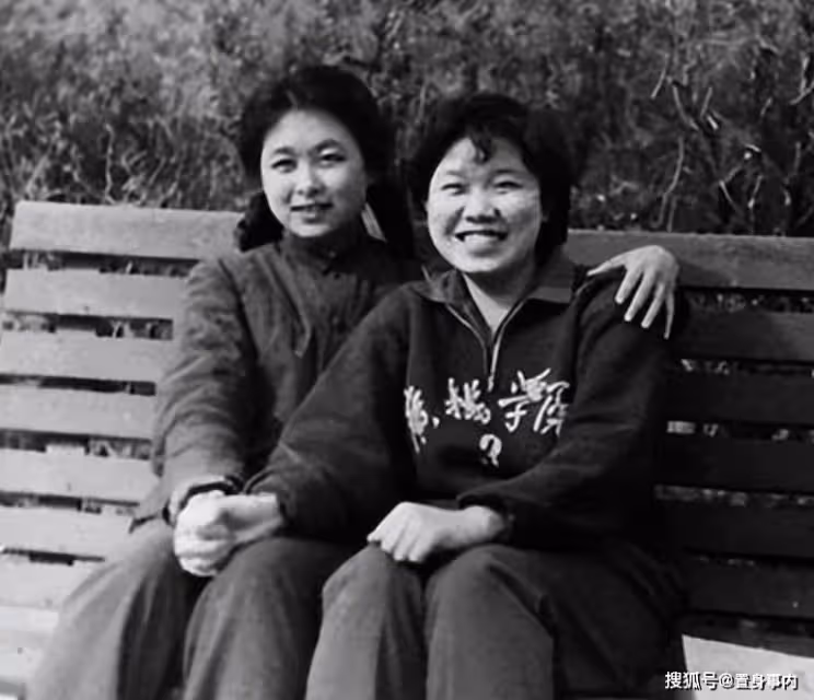 主持人肖曉琳:55歲退休在美國病逝,臨終遺言給世人敲醒了警鐘