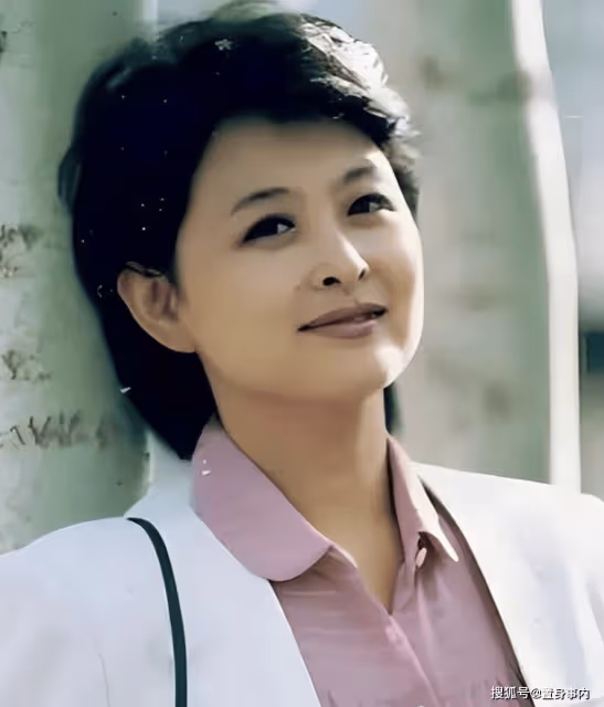 主持人肖曉琳:55歲退休在美國病逝,臨終遺言給世人敲醒了警鐘