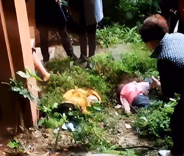 2020年重慶姐弟墜亡,生父曾與女友密謀9個月,聊天記錄引出真相