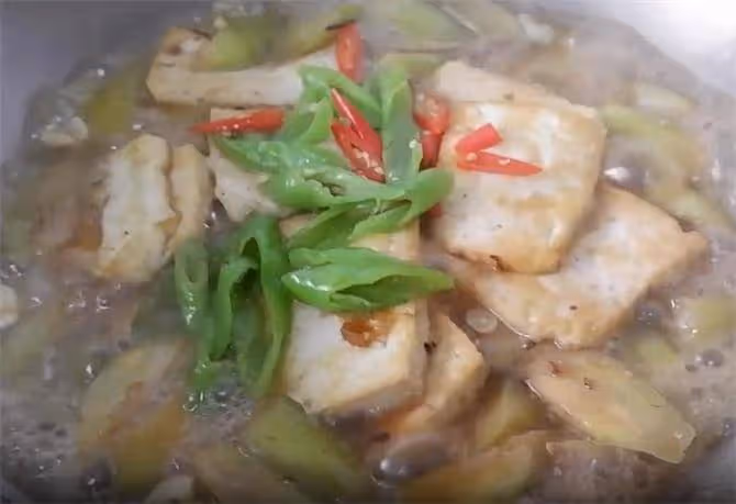 半塊豆腐兩根茄子,這樣做出來真不錯,茄子軟爛豆腐入味,收藏了