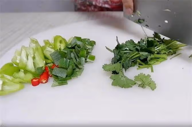 這樣做的土豆茄子才下飯,純純東北菜,加倍下飯,做法很簡單
