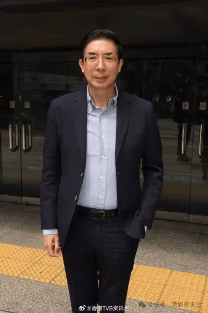 TVB港姐冠軍傳「父女戀」後首露面!否認曾到對方豪宅