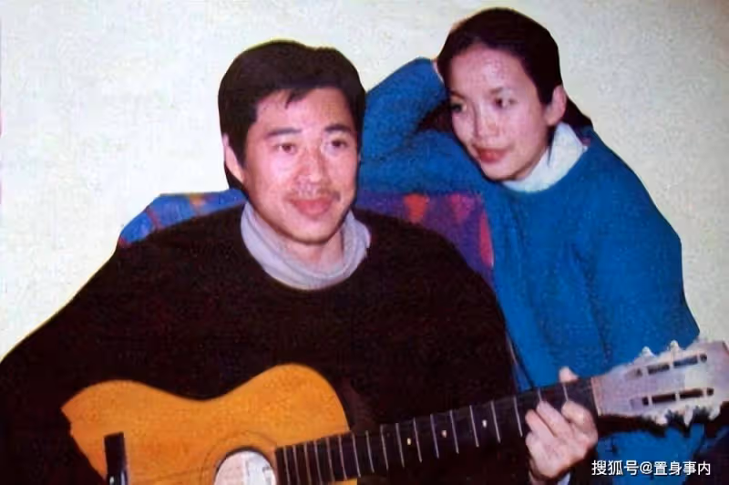 霍凡:被丈夫張豐毅寵溺,結婚29年無兒女,用愛溫暖了繼子