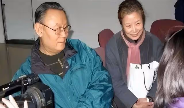 呂中:嫁給了「鎮元大仙」,兒子名導兒媳影后,女兒是她最大驕傲