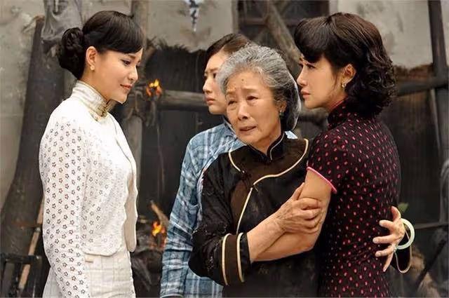 呂中:嫁給了「鎮元大仙」,兒子名導兒媳影后,女兒是她最大驕傲
