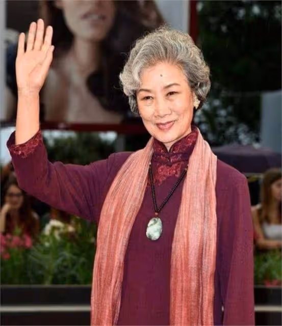 呂中:嫁給了「鎮元大仙」,兒子名導兒媳影后,女兒是她最大驕傲
