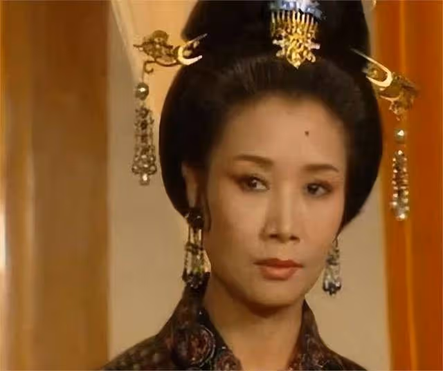 呂中:嫁給了「鎮元大仙」,兒子名導兒媳影后,女兒是她最大驕傲