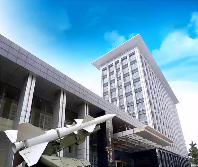 呂中:嫁給了「鎮元大仙」,兒子名導兒媳影后,女兒是她最大驕傲