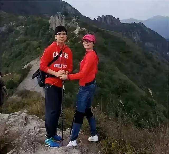 高一讓北大承諾降200分錄取,高二直接保送,這個少年有什麼能力